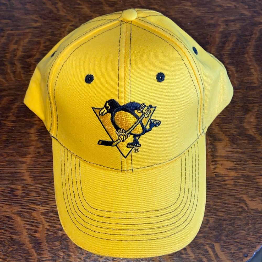 Pittsburg Penguins Hockey Baseball Cap, Mario Lemieux Foundation, New